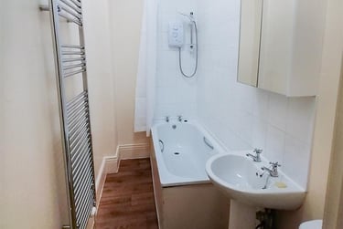 3 bed flat, Stratford Road, Jesmond Vale, Newcastle, NE65PB - Image 8